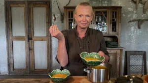 Thumbnail voor Herfst in een kom: Karin Swerink deelt haar lekkerste pompoensoep