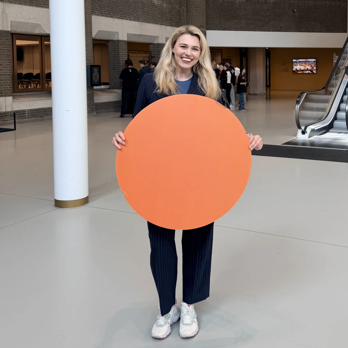 Lisa Loeb in de Tweede Kamer over vrouwenveiligheid