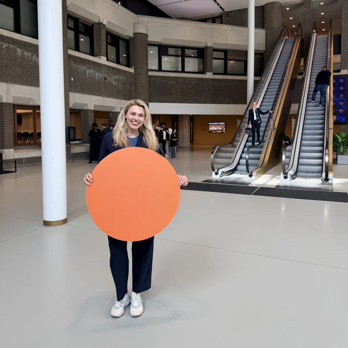 Lisa Loeb in de Tweede Kamer over vrouwenveiligheid
