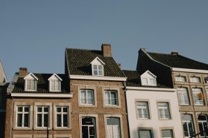 Thumbnail voor Zóveel moet je verdienen voor een huurhuis in de vrije sector