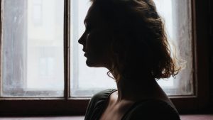 Thumbnail voor Erfenis van Daphnes ouders ging naar oom die haar misbruikte: 'Ze geloofden mij niet'
