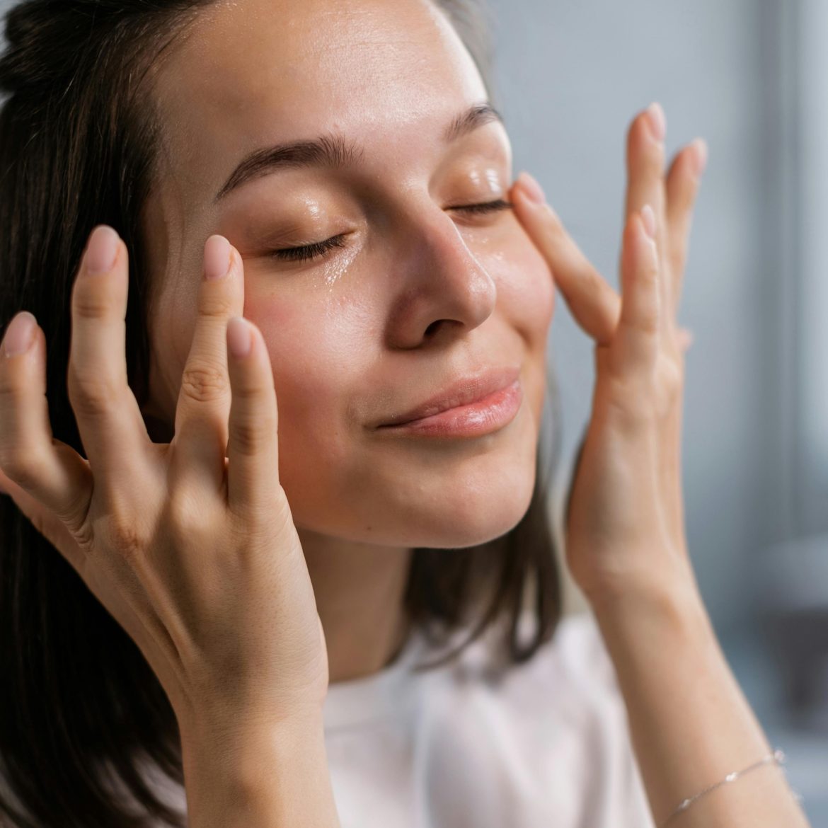 Precies wat je nodig hebt: deze luxe skincareroutine shop je nu met korting