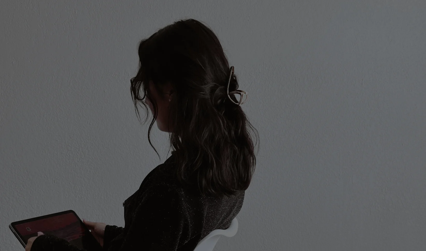 Noé in gesprek met jongen die haar verkrachtte