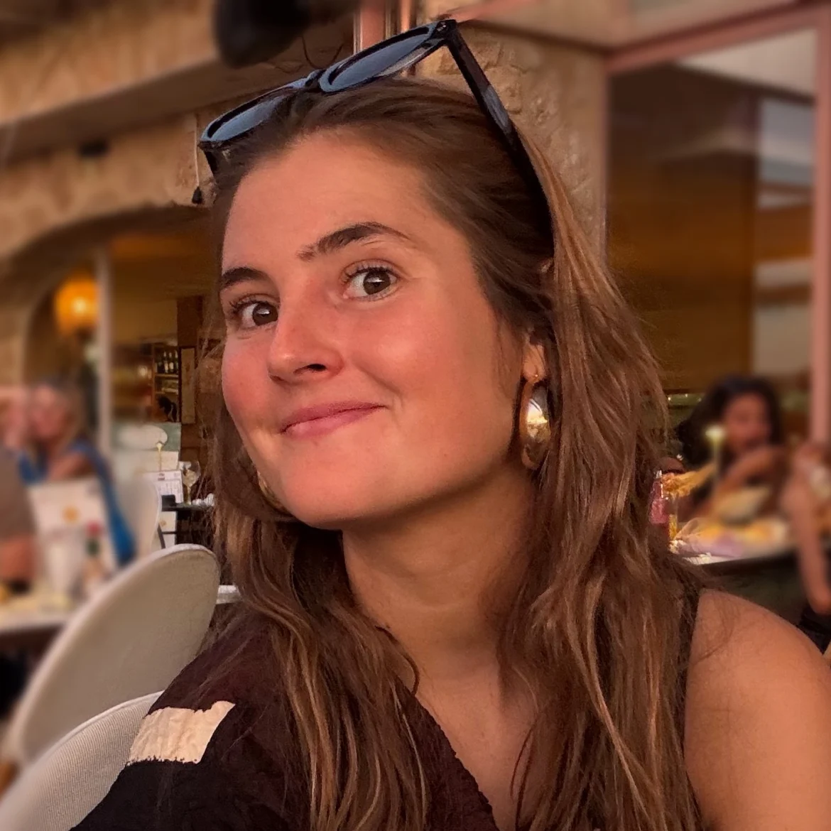 Julia raakte haar stem kwijt door hpv-virus, dit is Julia