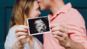 Thumbnail voor 3x 'Bedrogen Vrouw': 'Ik moest er op Facebook achter komen dat mijn vriend iemand had bezwangerd'