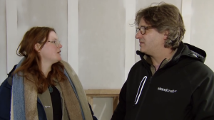 Thumbnail voor Nicole woont al 2,5 jaar in een bouwval: 'Mijn man zei: 'Als je 'Help Mijn Man is Klusser!' belt, ga ik bij je weg''