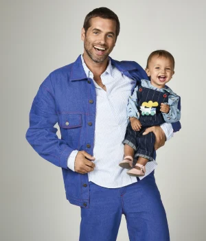 Thumbnail voor Manuel Broekman (38) over het vaderschap: 'Ik dacht: ben ik nu een slechte vader?'