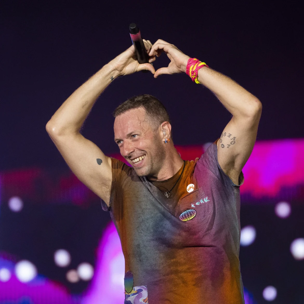 Love story alert: Chris Martin (48) en Sophie Turner (29) duiken samen op