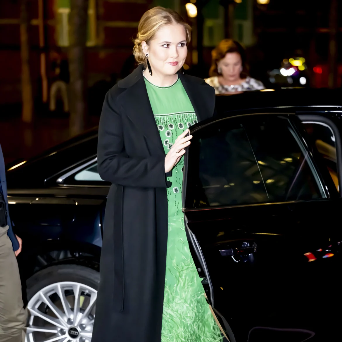 Amalia in jurk van Beatrix