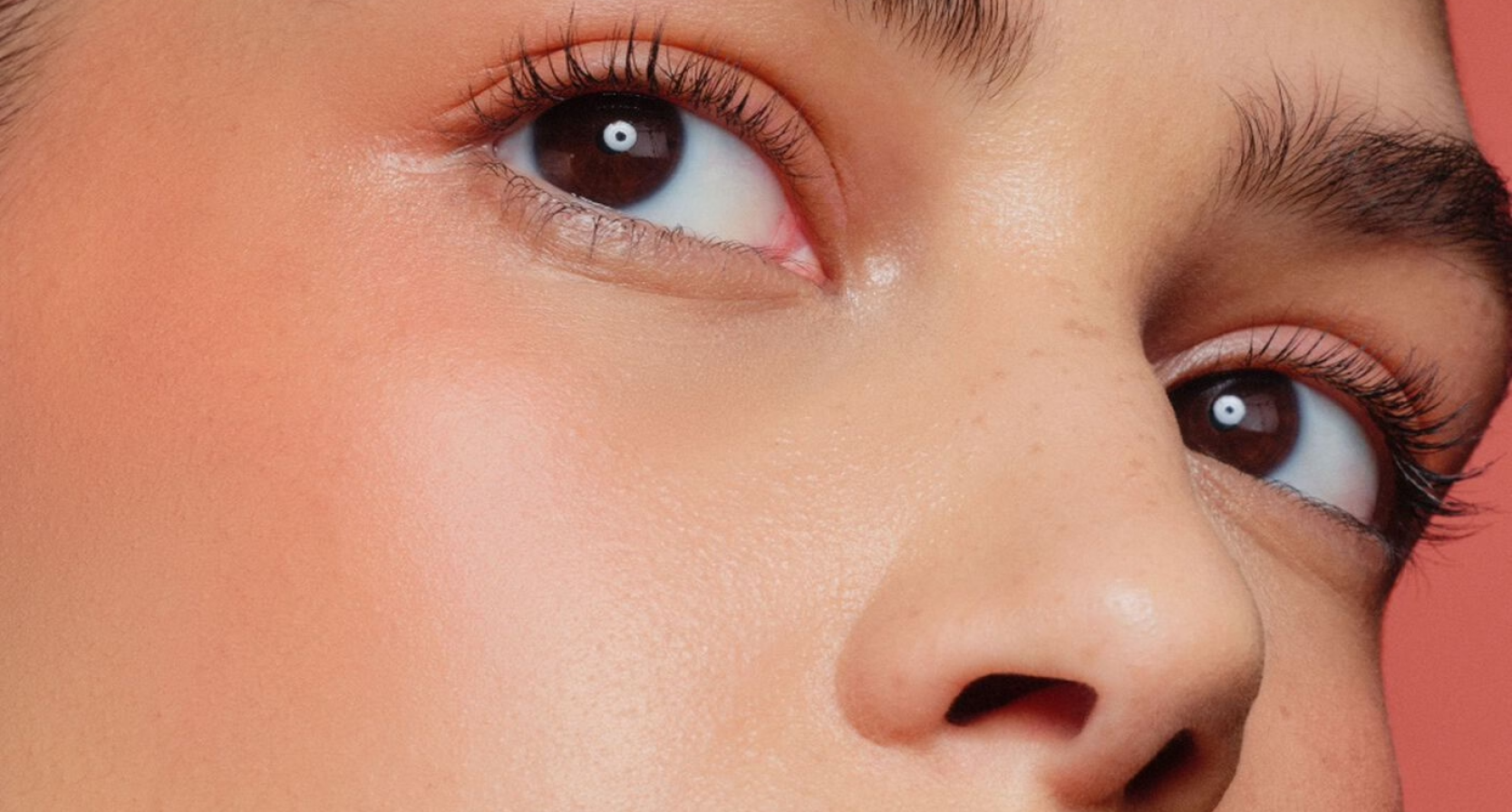 Met dít ene product creëer je in een handomdraai een complete make-uplook