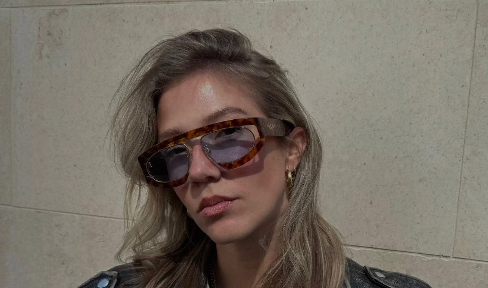 Anouk Pompe zonnebrillenmerk Nulá