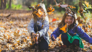 Thumbnail voor Buitenspeeltijd steeds vaker ingeruild voor schermtijd: 'Ik zie ouders hier gigantisch mee worstelen'