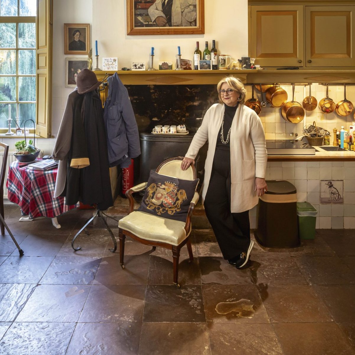 Jeanne (67): ‘Door al die dieren ging uiteindelijk alles ten onder aan de poep’