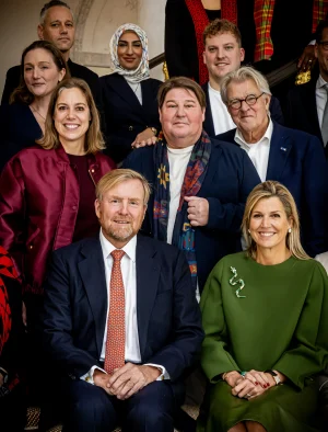 Thumbnail voor Vergeet statementoorbellen: dit is volgens Máxima hét sieraad van het moment