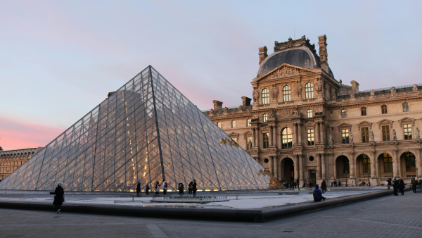 louvre verdachten