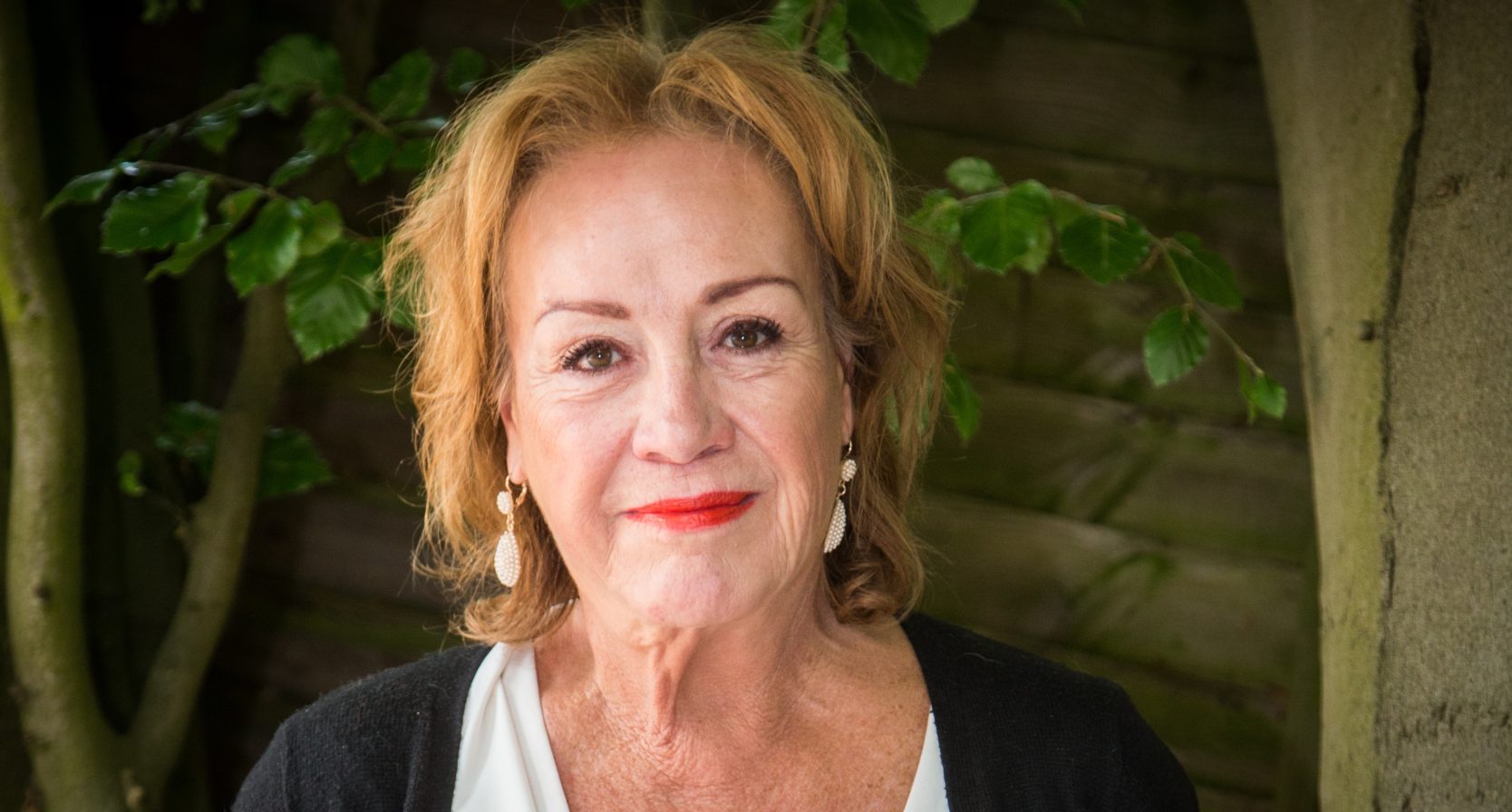 Oud-presentatrice Viola Holt op 76-jarige leeftijd overleden