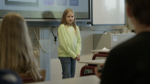 Thumbnail voor Rosan (12) geeft spreekbeurt over haar leverziekte in 'Niet Klein Te Krijgen': 'Ik heb altijd jeuk'