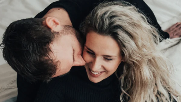 De bevalling van Nynke duurde nog geen drie kwartier: 'De verloskundige stond op speaker'