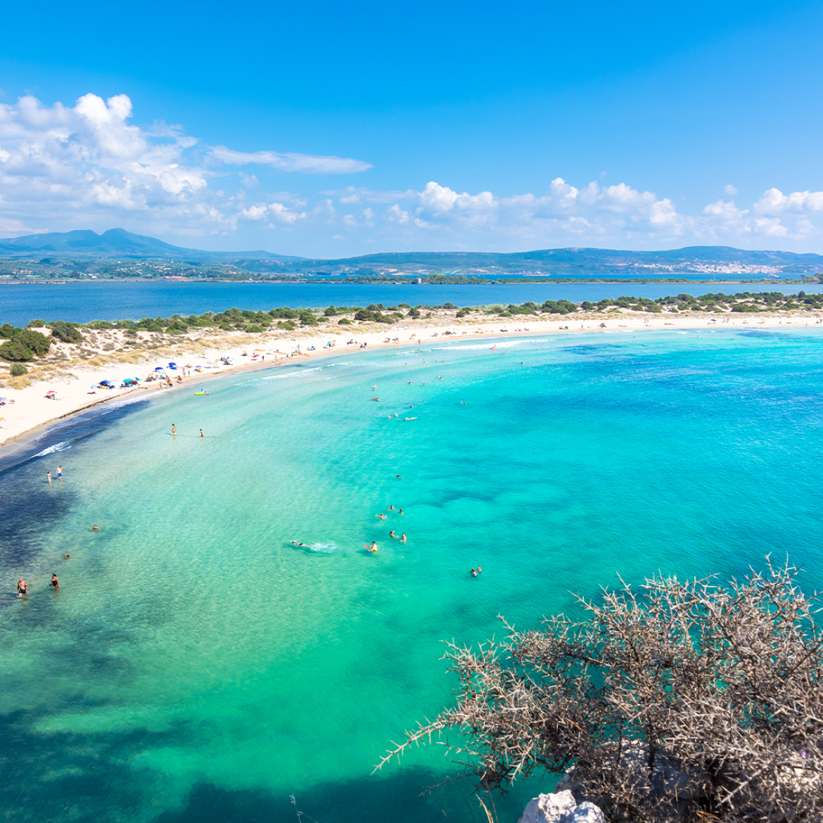 Déze minder bekende plek in Griekenland voelt als een paradijselijk eiland - maar dan zonder de drukte