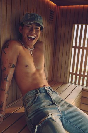 Thumbnail voor Winson: 'De pesters van vroeger stonden vooraan bij m'n show, backstage komen ze niet’