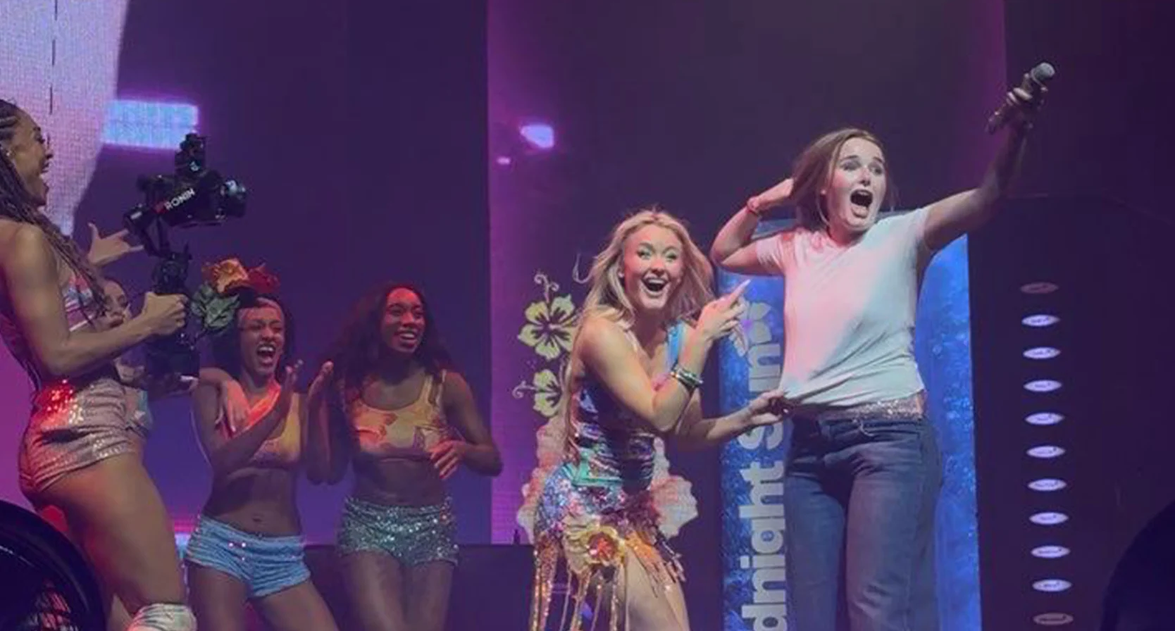 julia zara larsson dansen podium