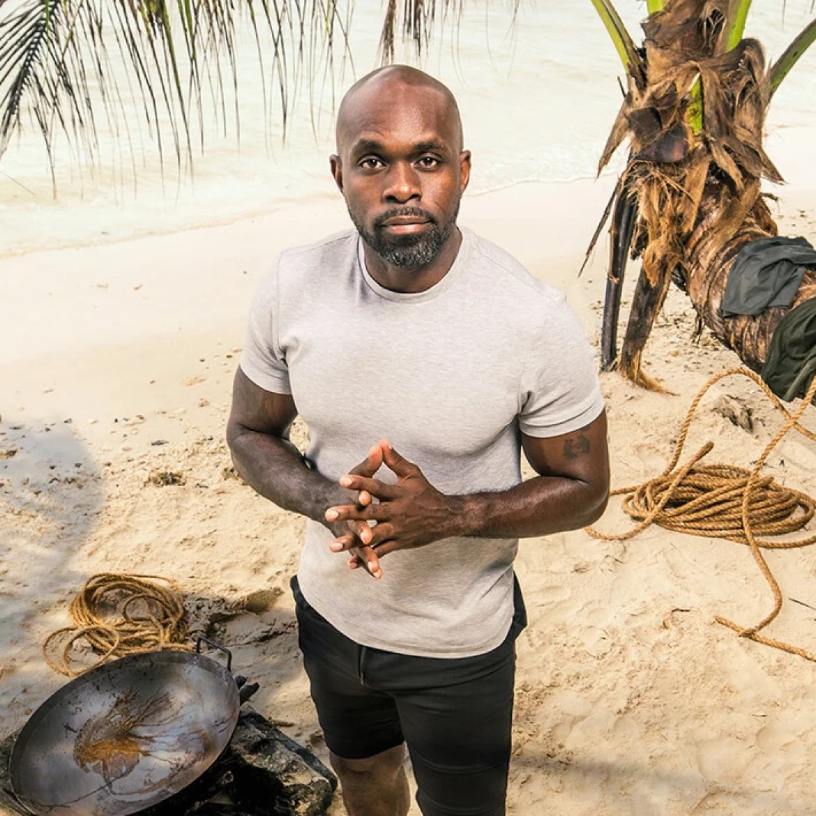 Oud-winnaar 'Expeditie Robinson' neemt het op voor Churandy: 'Hij wordt gewoon buitengesloten'