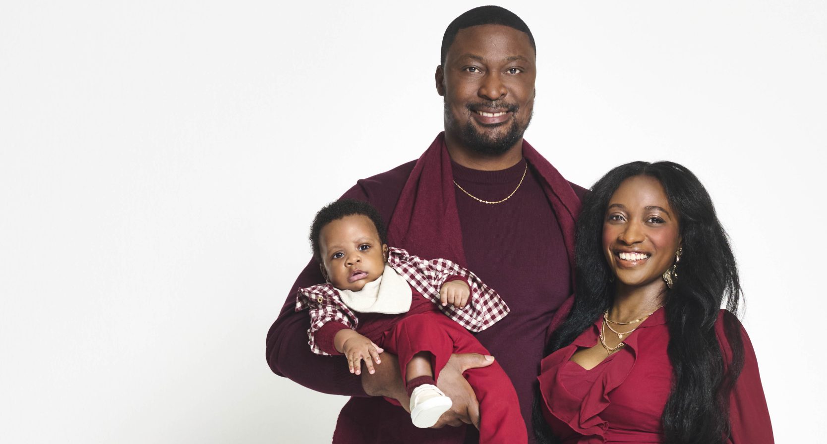 Bisola en haar gezin in dezelfde kleur