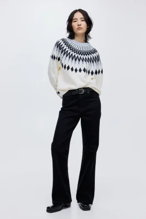 Thumbnail voor Niks 'ugly Christmas sweater': déze knappe kersttruien wil je wél dragen (en die van nog geen 30 euro is onze favoriet)