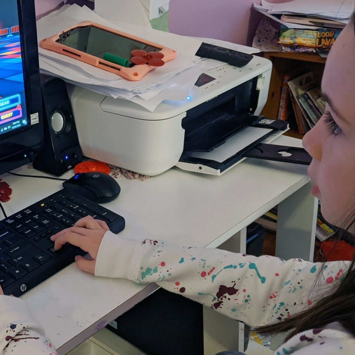 Sadistische online sekte ronselt jongeren via Roblox: ‘Ze dwongen haar tot zelfverminking en zelfs zelfdoding’