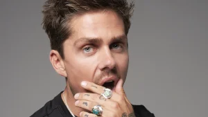 Thumbnail voor André Hazes blikt terug op een geweldige zomer met Noa Braaf: 'Love Life'