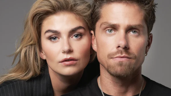 André en Roxeanne Hazes