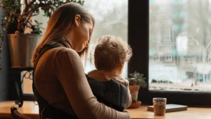 Thumbnail voor Vaders blijven vaak onbestraft bij huiselijk geweld-zaken: 'Vrouw met kinderen vogelvrij'