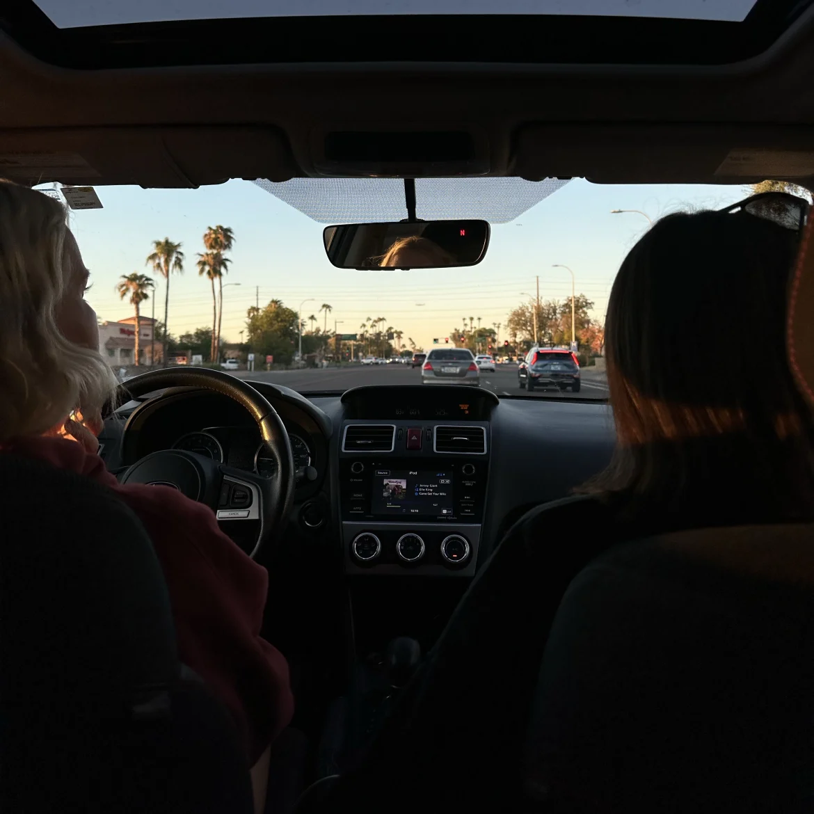 Tikkie te veel Maryse benzinekosten vriendin