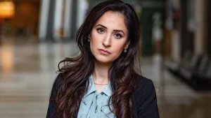 Thumbnail voor Uitspraak ontvoeringszaak Insiya geeft Nadia hoop: ‘Onbegrijpelijk hoe je als moeder je kind kwijtraakt en er niemand opstaat'