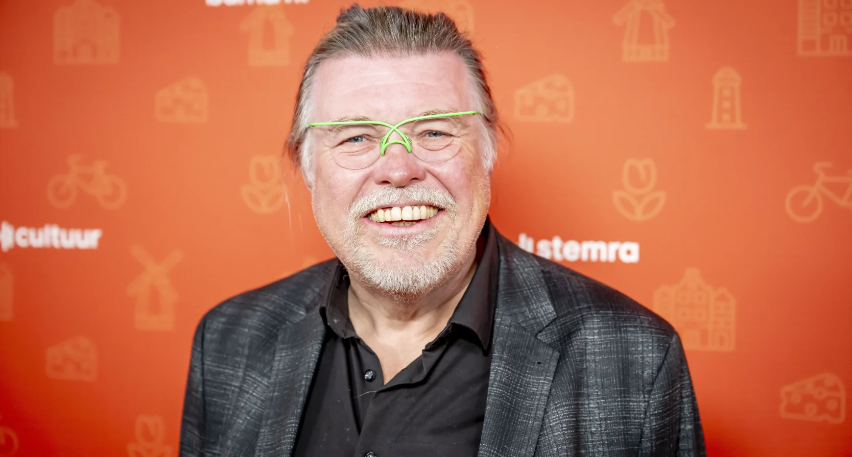 Ruim 1500 mensen brengen laatste groet aan René Karst: 'Onwerkelijk'