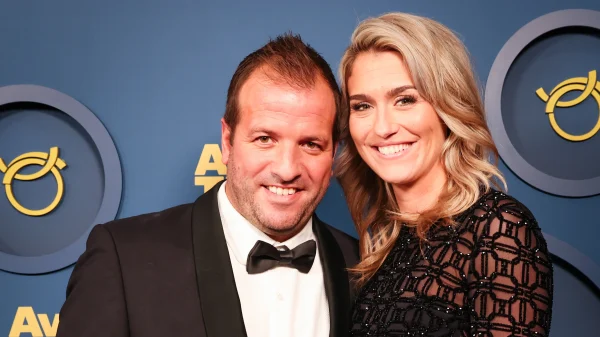 Rafael van der Vaart overtuigde Estavana Polman te stoppen met handbal: 'Het is goed zo'