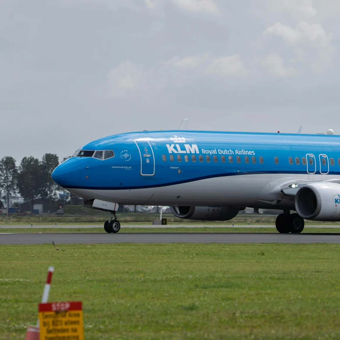 nooduitgang vliegtuig van KLM