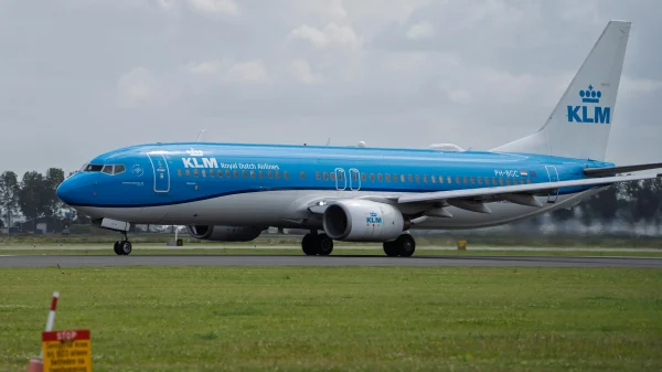 nooduitgang vliegtuig van KLM