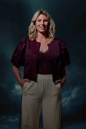 Thumbnail voor Greetje Hakvoort over 'Het zwaard van Damocles': 'Zij had zo’n grote mond, maar er kwam niks logisch uit'