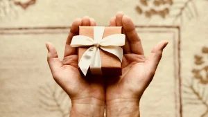 Thumbnail voor Origineel je (kerst)cadeaus inpakken? Dat doe je zó