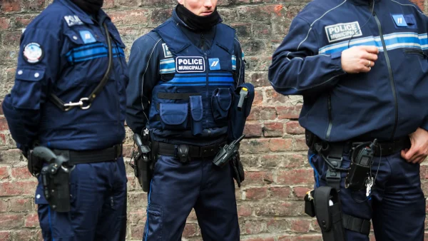 Franse jongen (9) vindt doorgeladen pistool en schiet zichzelf door zijn hoofd