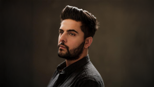 Thumbnail voor Haroon Ali over breken met familie: 'Als mensen niet meer boos zijn, hoor ik het wel'