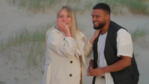 Thumbnail voor Zwangere Nomi wacht grote verrassing door vriend Twum: 'Wat vind ik dit schattig'