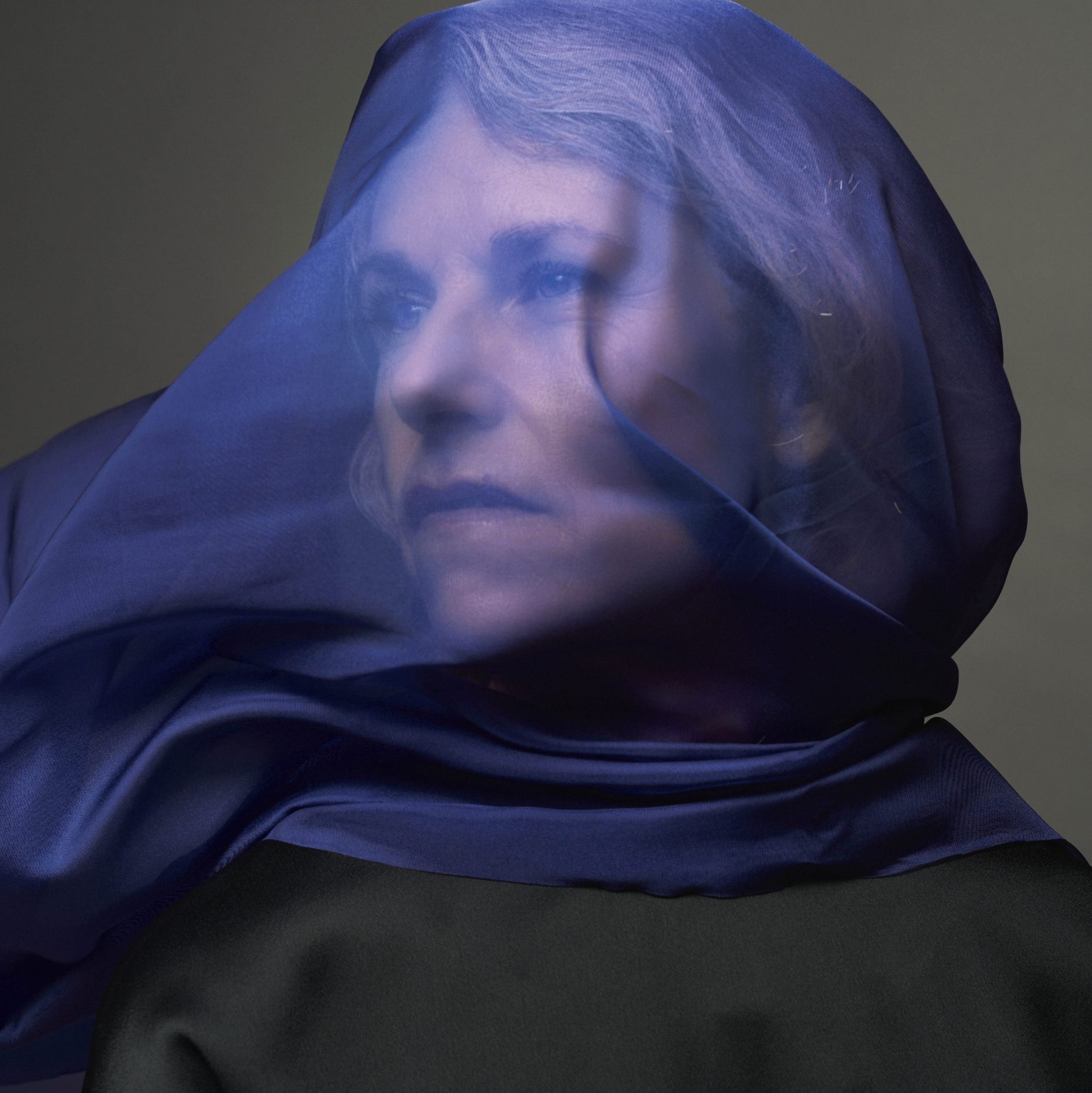 Shusha (49): ‘Op vakantie kreeg ik midden op een druk plein een kopstoot van mijn partner’