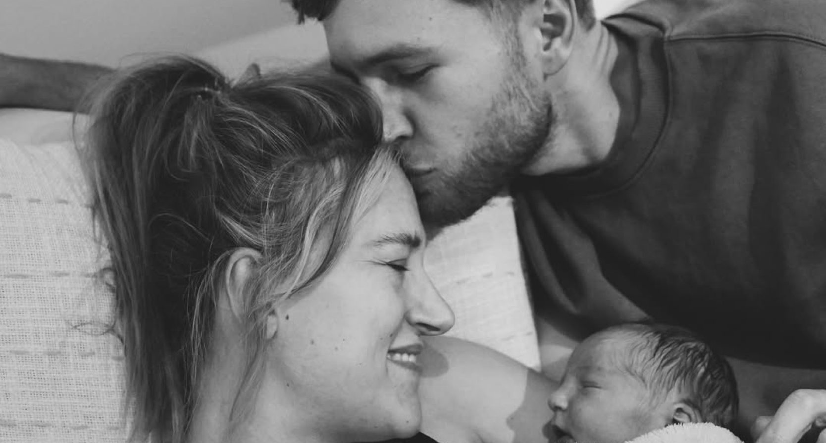 Suzan & Freek ouders geworden van zoon Sef: 'Jij hoort bij ons'