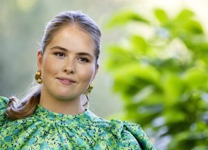 Thumbnail voor De 8 grappigste uitspraken van de jarige prinses Amalia: 'Ik ben 's nachts een stripper'