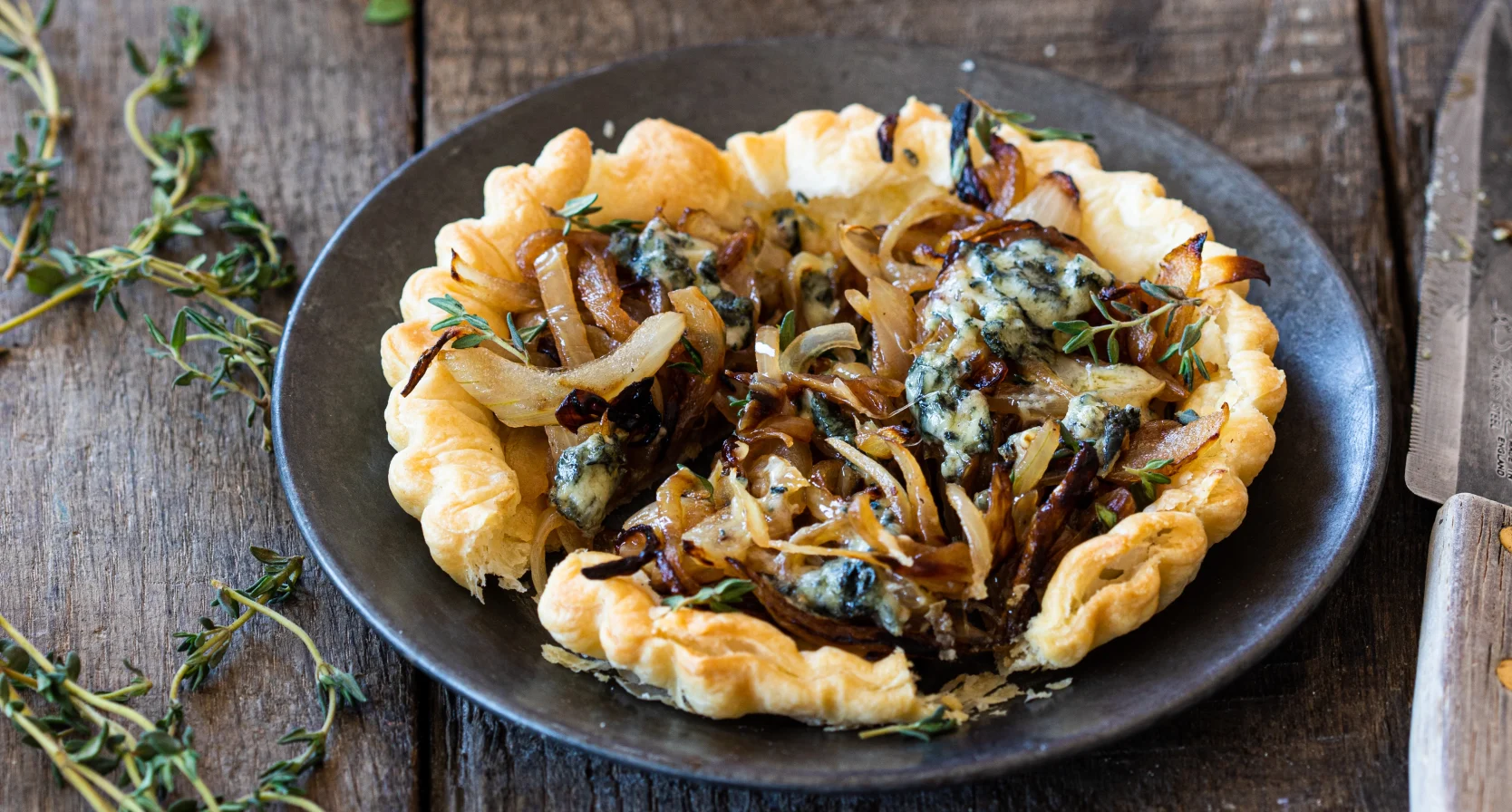 Uientaartjes met blue stilton