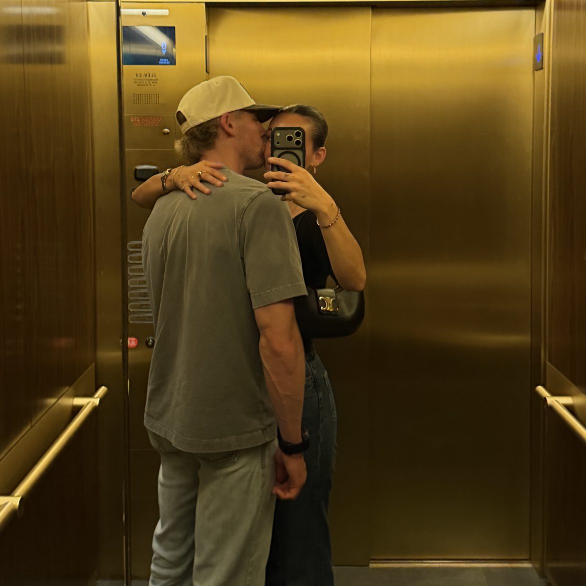 Dupe Photos relatie