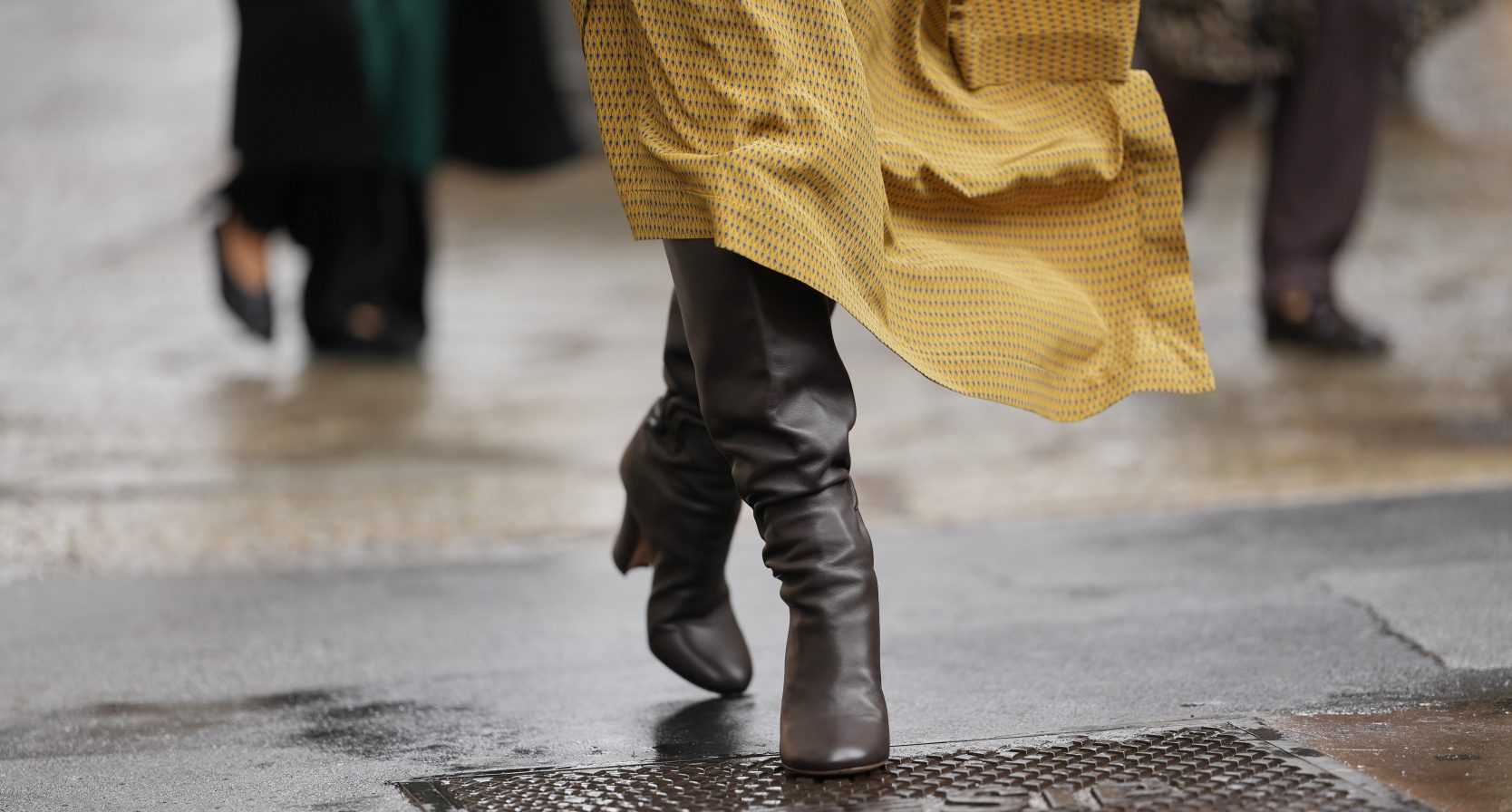 slouchy laarzen, schoenentrends 2026