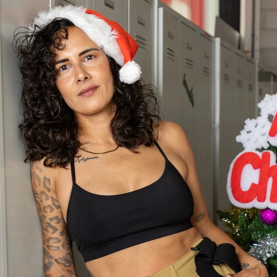 Georgette en Sophie staan in de eerste editie van de brandweervrouwenkalender: 'Een collega heeft 5 exemplaren besteld'